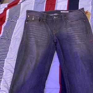 Hello my name is Myles, I got these pants and they where to big for me.